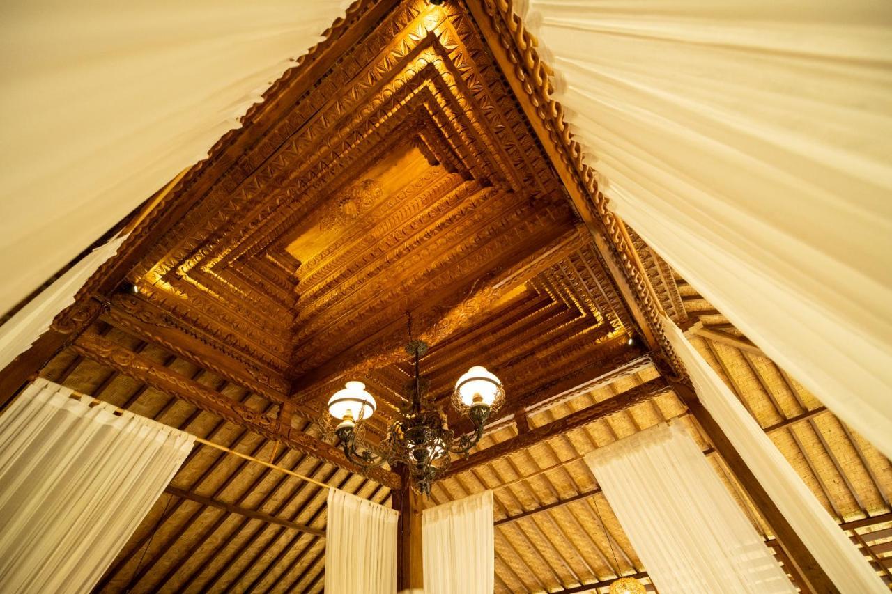 Tanah Damai Hotel Sakti Bagian luar foto