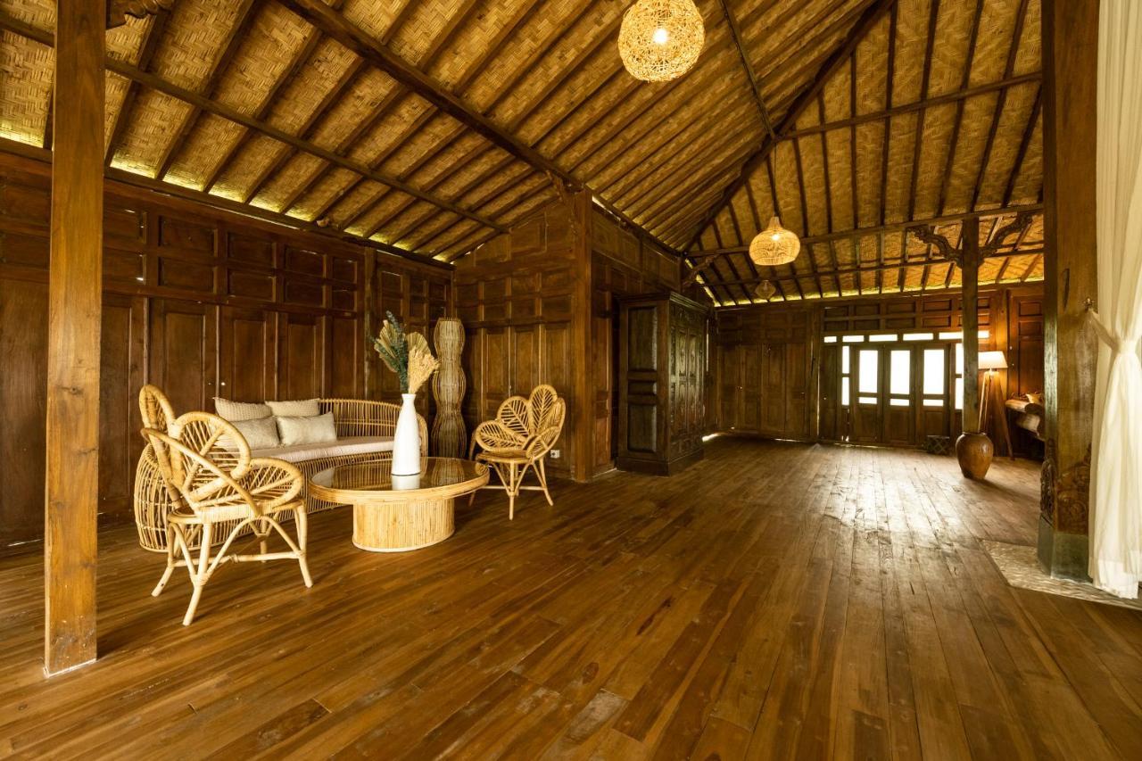 Tanah Damai Hotel Sakti Bagian luar foto